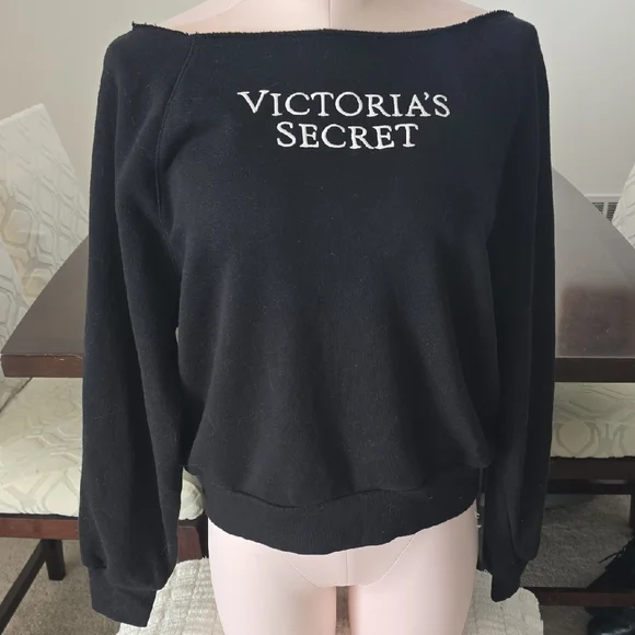 Victoria's Secret Black Sweatshirt - Picture 1 of 4